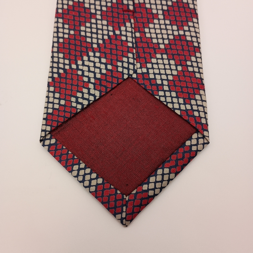 Unbranded‎ Mens Tie 100% Thai Silk Checkered Red Grey Knitted Look - Picture 4 of 8